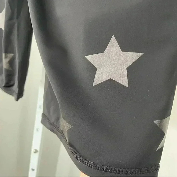 NEW Terez UpLift Bike Shorts in Black Tonal Star Foil size Small - Picture 5 of 10